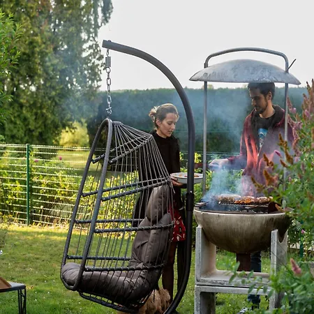 Peaceful Garden Hideaway *
