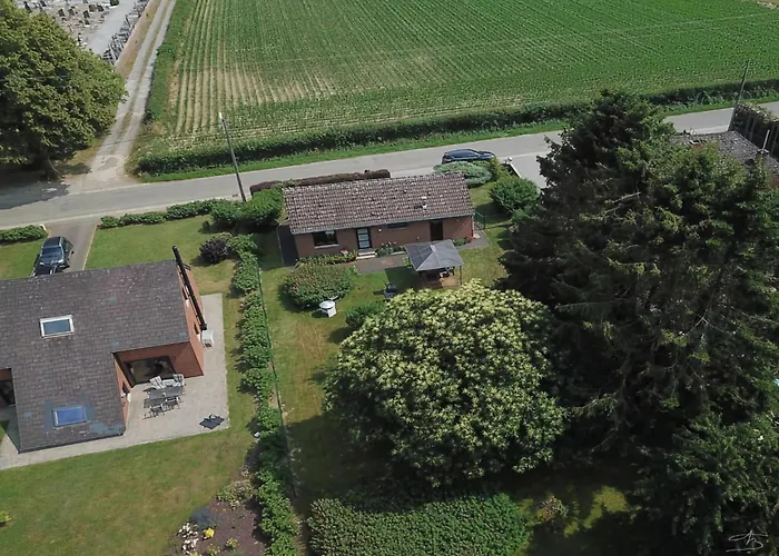 Peaceful Garden Hideaway Cerfontaine